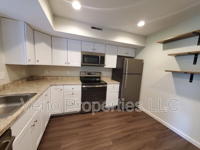 Photo - 66 Plaza Ave