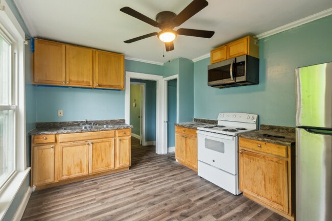 Photo - 5421 Janet Ave