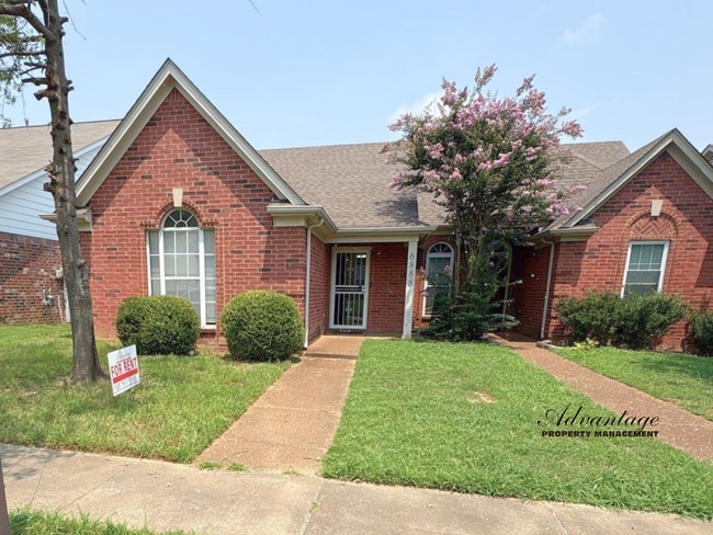 Photo - 6888 Wrigley Dr
