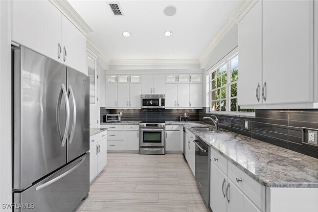 Photo - 26871 Wyndhurst Ct Unit 201