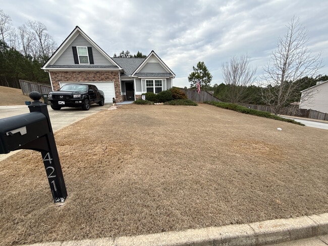 Photo - Room in House on Katielee Cove