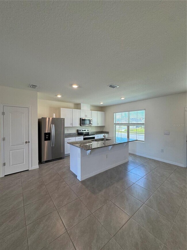 Photo - 1659 Bitterroot St