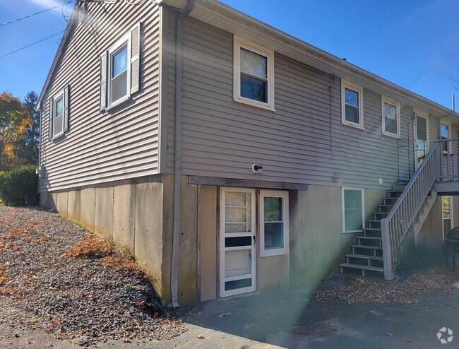 Building Photo - 1943 Central St Unit 2 Rental