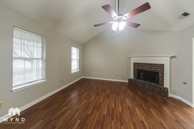 Photo - 3054 Caitlynn Circle S