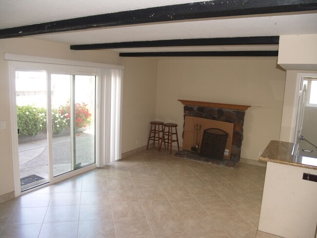 Photo - RENT WILL BE $3950 THROUGH MAY 2026!