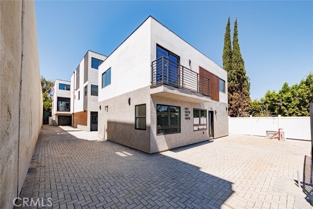 Building Photo - 1857 Crenshaw Blvd