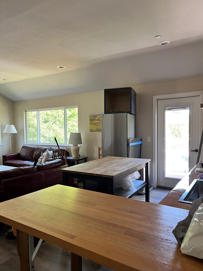 Photo - 906 Mustang Ct Unidad A