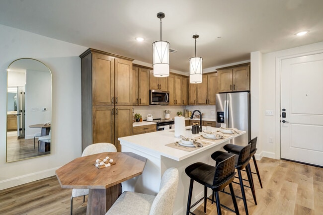 Asher Towne Lake apartments — community photo