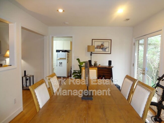 Photo - 806 Woodland Ave