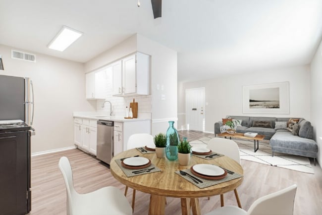Photo - Your Charming 2/1 Apartment in Waxahachie ... Unit 114