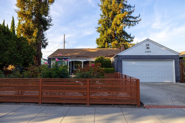 Great 3 bedroom 1 bath home in Santa Clara! - Great 3 bedroom 1 bath home in Santa Clara!