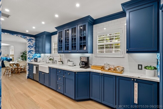 Photo - 104 NE 17th Ave