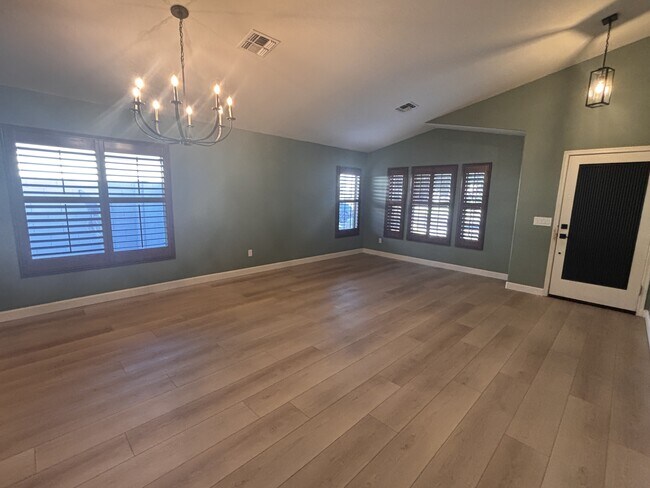 Photo - 3570 E Kesler Ln