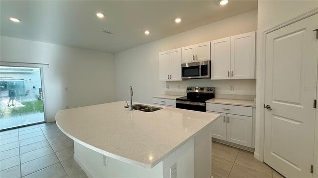 Photo - 3006 Canary Ave