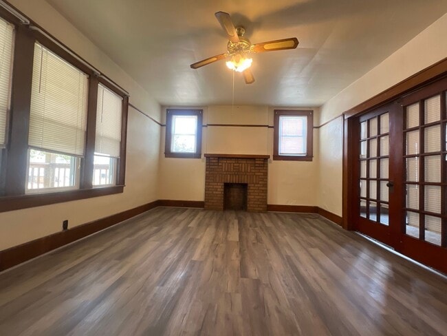 Photo - 233-235 Grant Avenue Unidad 233 A