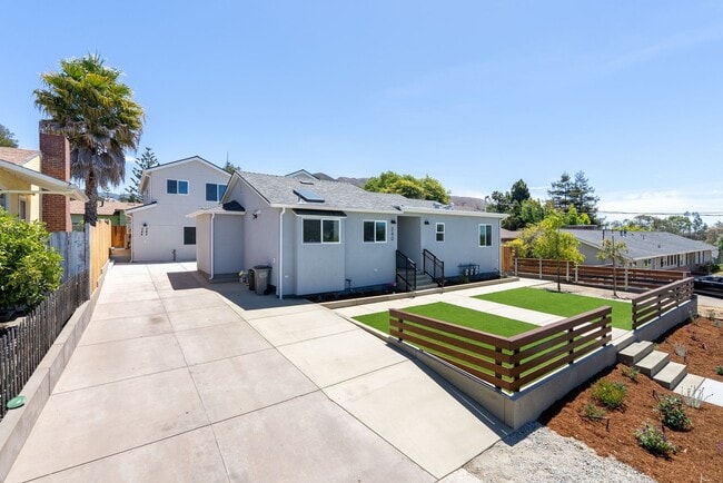 340 Graves Ave