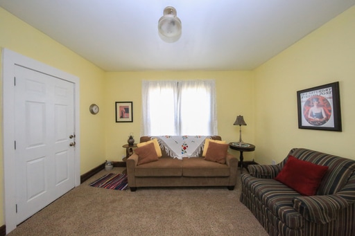 Photo - 1040 Walnut Hill Pl