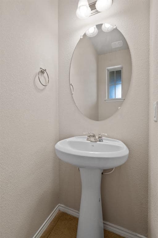 Photo - 119 Buescher Cove