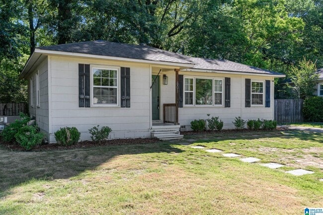 Photo - 601 Grove St