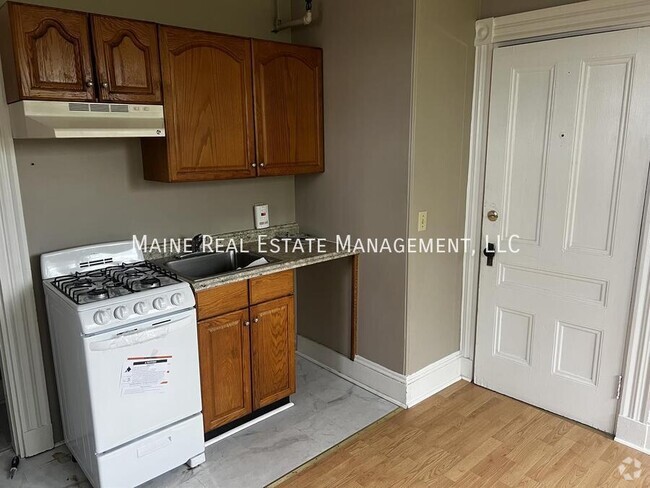 Building Photo - 145 Union St Unit 17 Rental