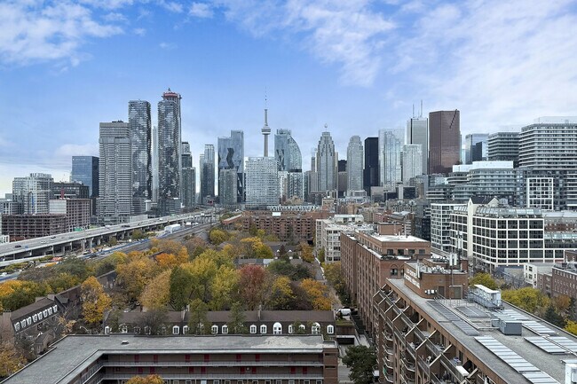 Photo - 35 Parliament St