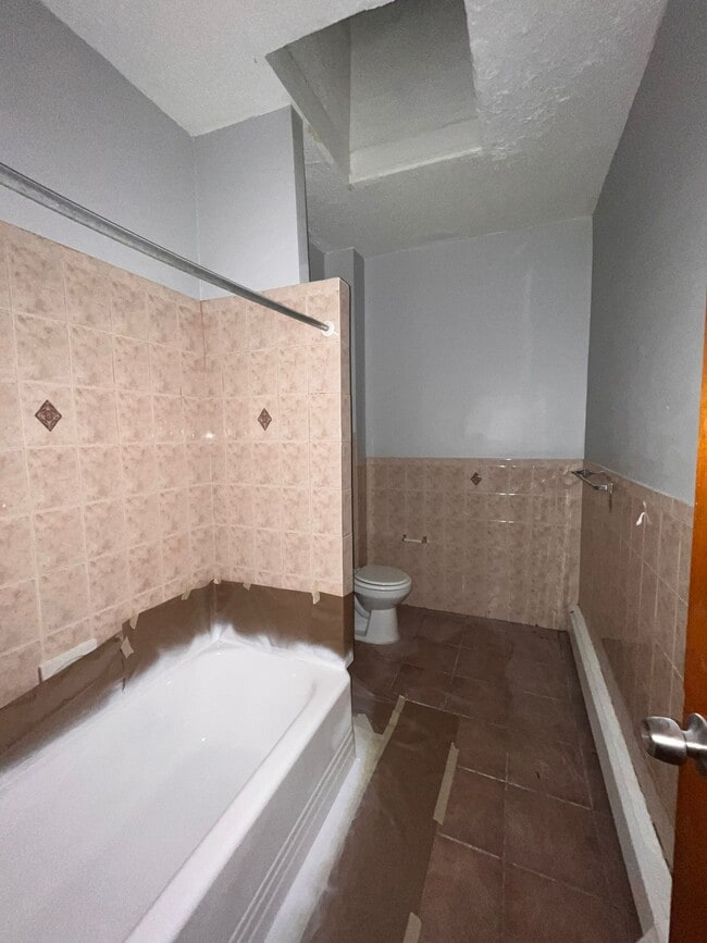 Photo - 112 Linden Ave Unit 2