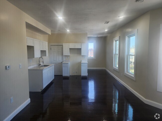 Building Photo - 609 Morton St Rental