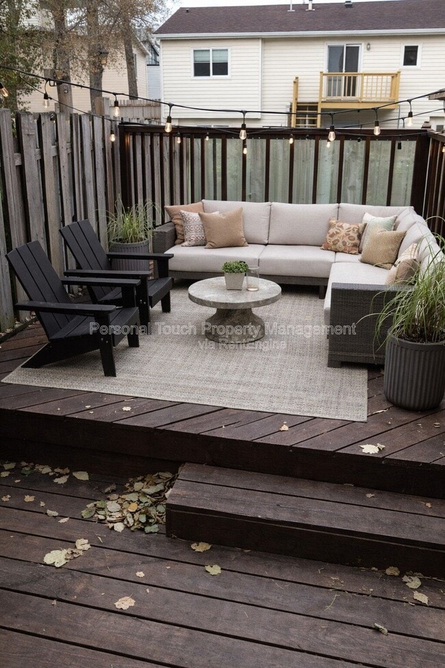 Photo - 440 22nd St E