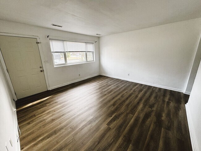 Photo - AFFORDABLE 2 BEDROOM VIRGINIA BEACH DUPLEX UNIT! GREAT SCHOOLS.