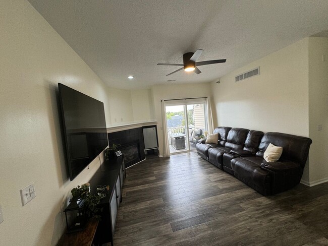 Building Photo - 1207 NE 5th Ln Rental