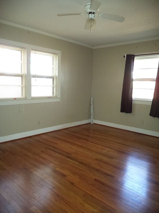 3BR/1BA Home in Daleville Country Living... Rental House Rental in