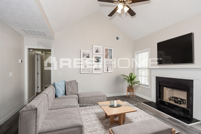 25 Nellie Brook Dr SW