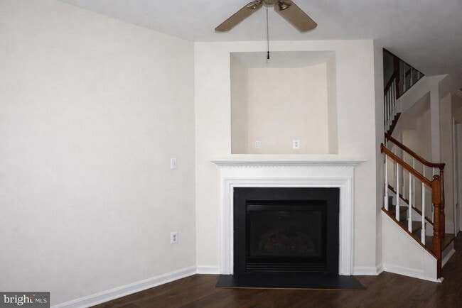 Photo - 5635 Sheals Ln