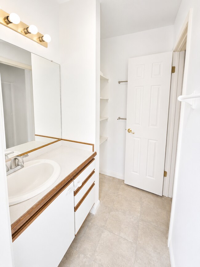 Photo - 103 Terrace View Dr