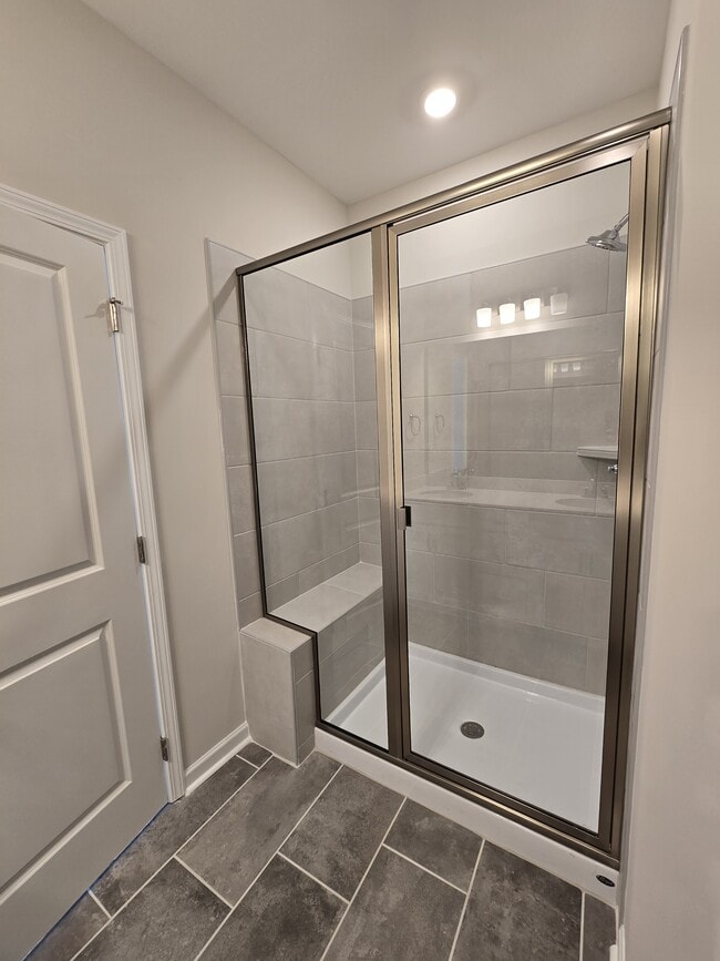 Photo - 5142 Pace Pk Cir