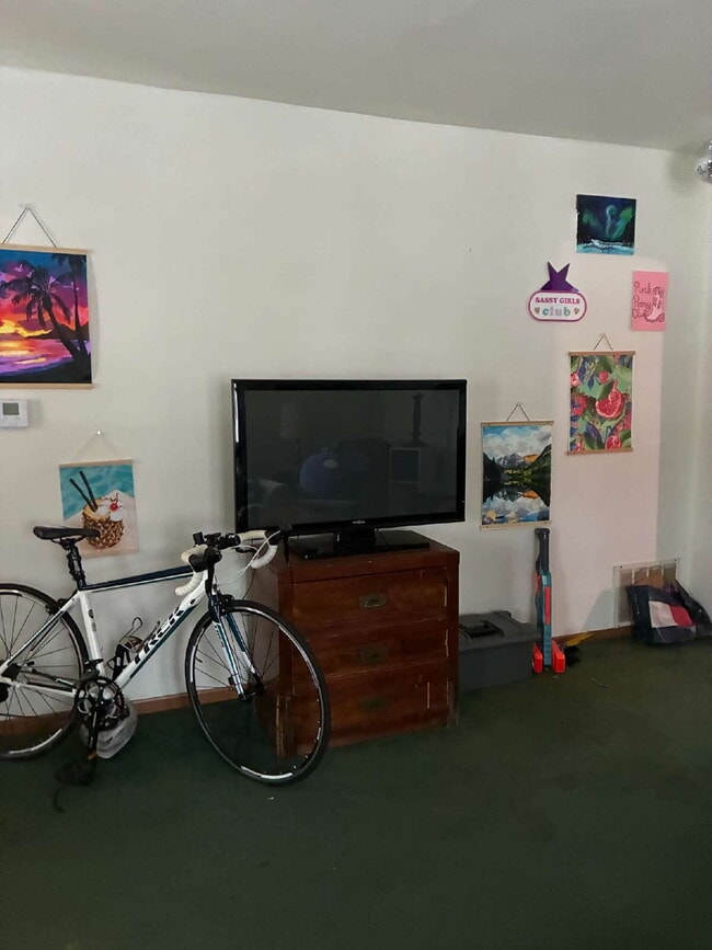 Photo - WHOLE HOUSE: 3 Bed 1 Bath close to UWEC! Available June 1st