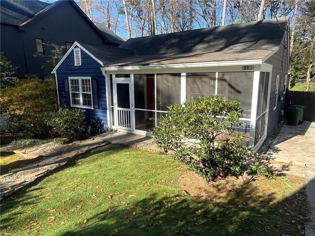 Photo - 1192 Kingsley Cir NE