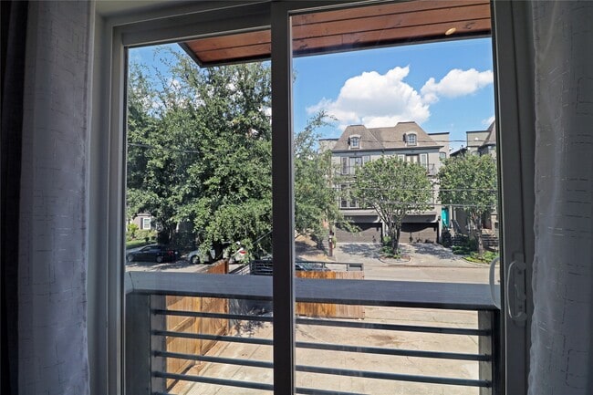 Photo - 2310 McDuffie St Unit G6