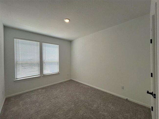 Photo - 2725 Woodall Dr Unit 501