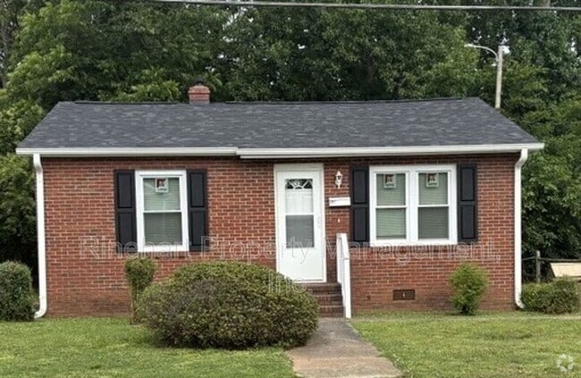 Building Photo - 247 Barber St Rental