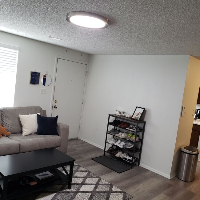 Photo - 1B/1B Pet Friendly Apartment South of BYU Unit 210