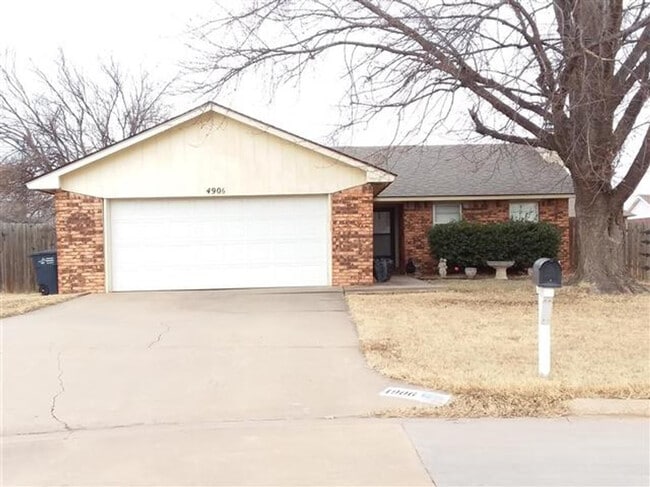 Building Photo - 4906 Yorkshire Dr