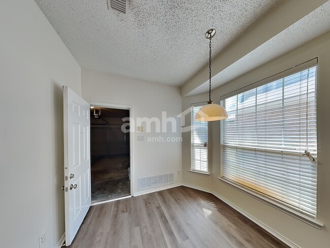 2937 Timber Creek Trail