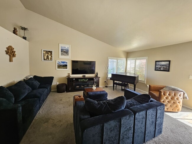 Photo - 1879 W Colony Pointe Dr