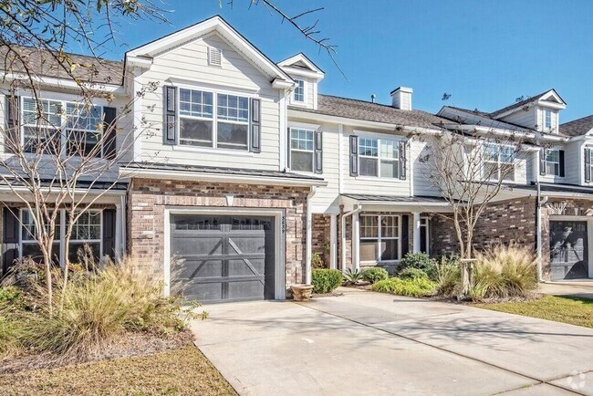 Building Photo - Gorgeous Park West Townhome!