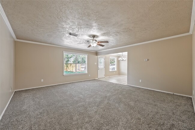 2627 Autumn Springs Ln
