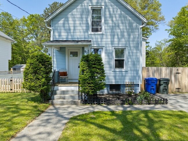 Photo - 80 Brickett St