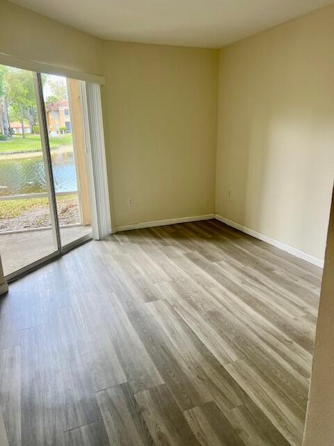 Photo - 4879 Via Palm Lakes Unidad 608