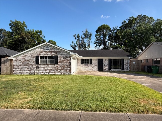 Building Photo - 7603 Grape St