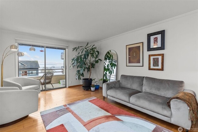 Photo - 2Bd/1.75Ba Seattle Condo Unidad 303